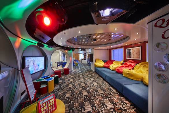 CUNARD Queen Elizabeth Kids Zone 1.jpg
